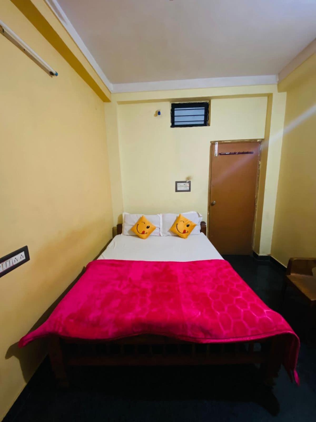 Hotel Hk Residency Mysuru Zewnętrze zdjęcie